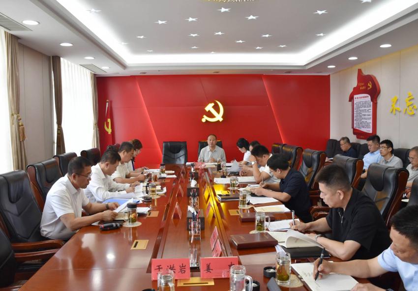 市委理論學(xué)習(xí)中心組開(kāi)展集體學(xué)習(xí)